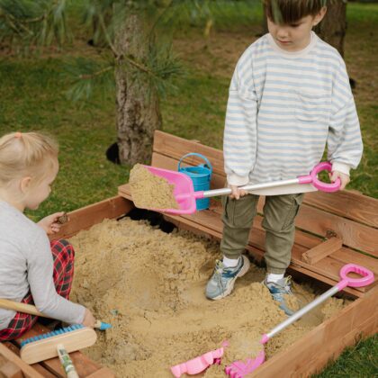 impregnuota smėlio dėžė hatis, 140x140 cm ir 300 kg smėlio