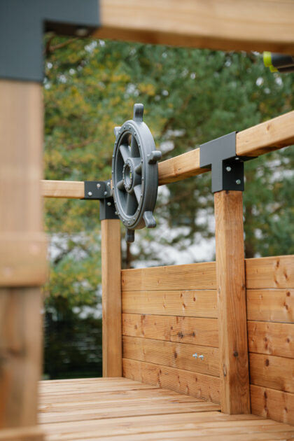 piratų vairas, antracito