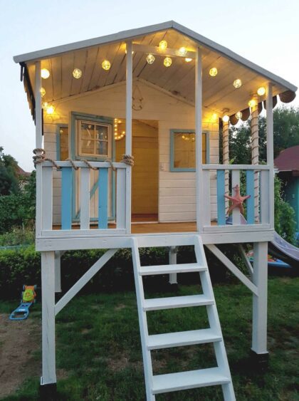 Medinis vaikų žaidimų namelis "Girinukas" su dvigubomis sūpynėmis