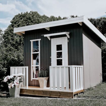 Medinis vaikų žaidimų namelis "Šypsenėlė"