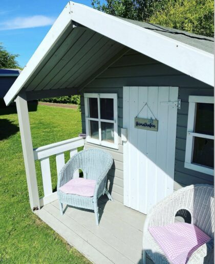 Medinis vaikų žaidimų namelis "Gudrutis"