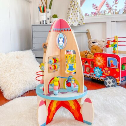 Medinis žaislas “Raketa”