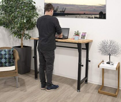 Reguliuojamo aukščio darbo stalas "Lukas"