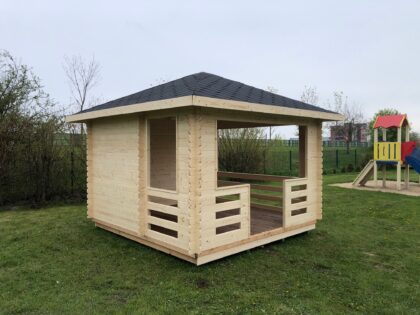 Medinė pavėsinė "Strazdas" 10,5 m2