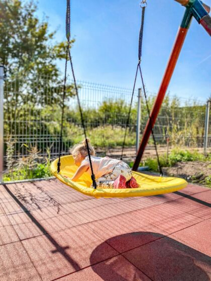 Sūpynės „Geltonas laivelis“