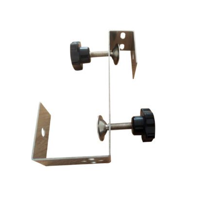 Šildytuvo tvirtinimo elementas tvirtinimui prie skėčių, stoginių