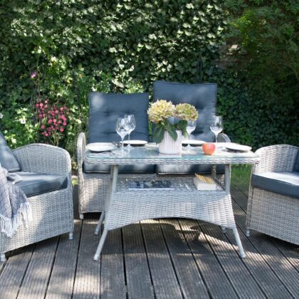 Lauko baldų komplektas „Nefreditė"