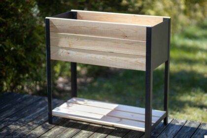 Medinė pakelta lysvė "Anturis" 78 x 36 x 72 cm