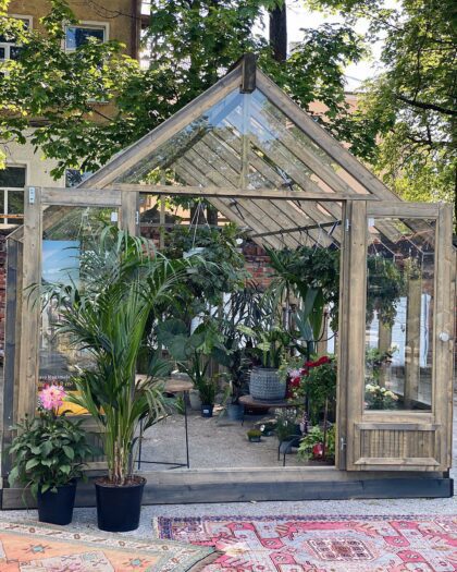 Stiklinis sodo namelis "Emilija“ 8,2 m2