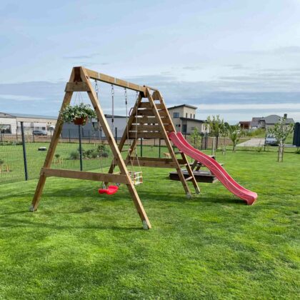 Vaikų žaidimų aikštelė „Eglė“