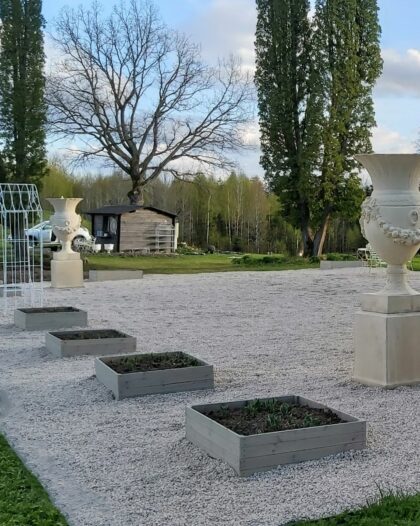 Medinė lysvė 115 x 85 x 26 cm