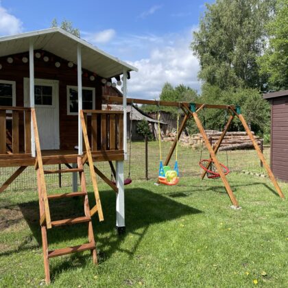 Turėklai laipteliams į namelį/aikštelę