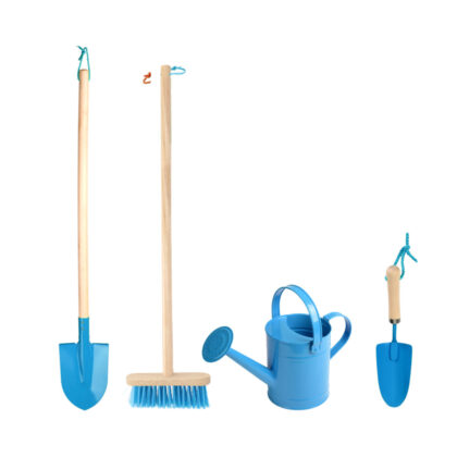 Vaikiskas_sodo_irankiu_rinkinys_su_laistytuvu_melynas-1406×1406-