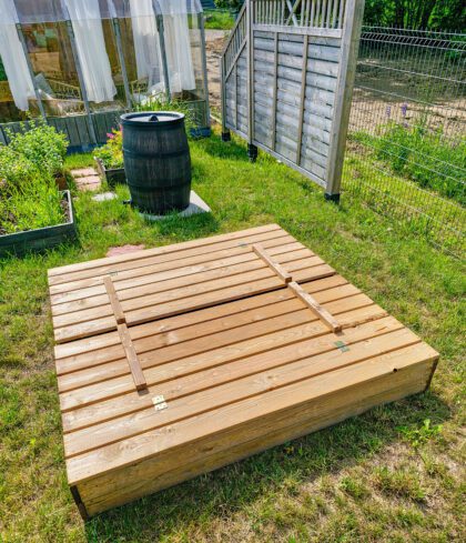 Smėlio dėžė Bonus Orbis, 140x140cm, su patiesalu - Image 3