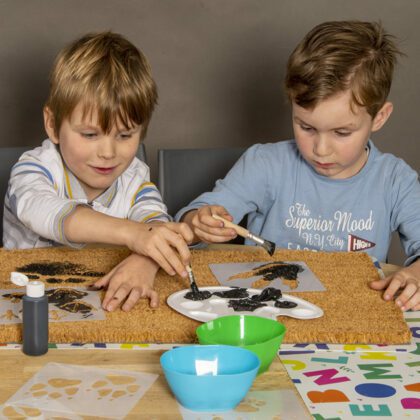 Durų kilimėlis piešimui „Pėdutės”, 60 x 40 cm