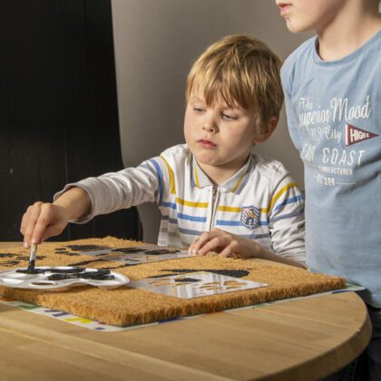 Durų kilimėlis piešimui „Pėdutės”, 60 x 40 cm