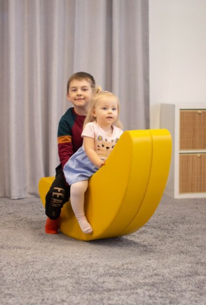 Minkštas supamasis žaislas "Bananas", geltonas