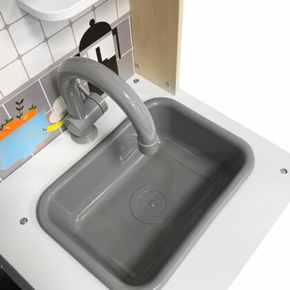 Medinė vaikiška virtuvėlė su garsais „Nojus"