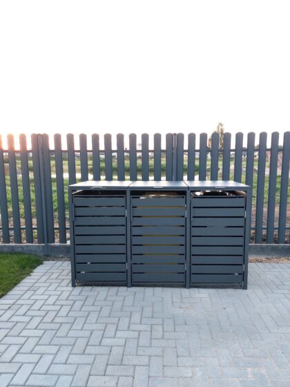 Metalinė triguba konteinerio stoginė