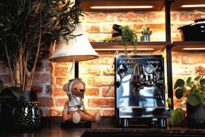 Vaikiškas stalinis šviestuvas „Meškutis Čarlis“