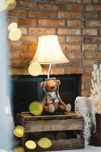 Vaikiškas stalinis šviestuvas „Meškutis Čarlis“