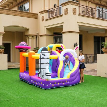 pripučiamas batutas “kosmosas”