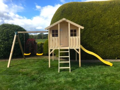 Medinis vaikų žaidimų namelis "Spinduliukas" su dvigubomis sūpynėmis - Image 5