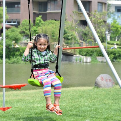 pakabinamos sūpynės, šviesiai žalios