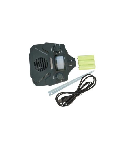 Ultragarsinis gyvūnų repelentas su saulės baterija