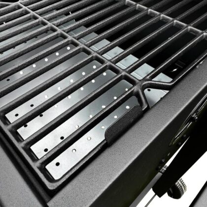 kepsninė – grilis. 113.5 x 50 x 107 cm. su ketaus grotelėmis ir uždangalu